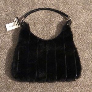 Tiannl Black Fuzzy Bag